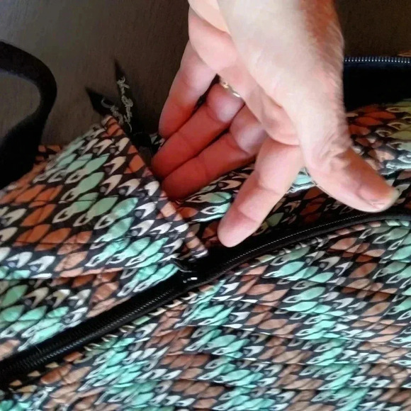 Vera Bradley Multicolor Backpack like new - Picture 3 of 7